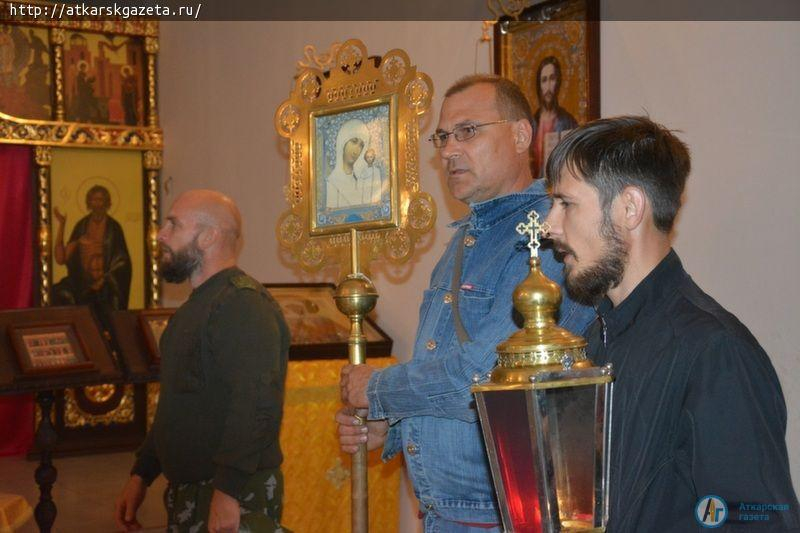 В Аткарске пребывает Ташлинская икона Божьей Матери «Избавительница от бед» (ФОТО)