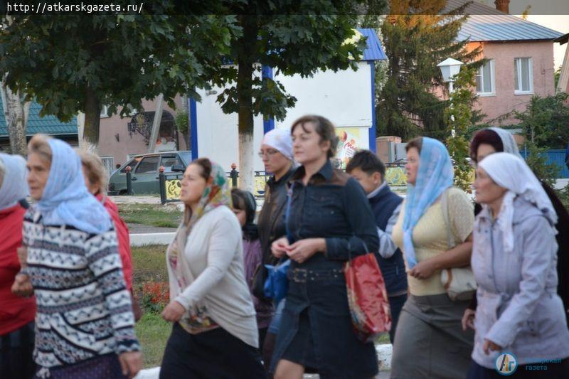 В Аткарске пребывает Ташлинская икона Божьей Матери «Избавительница от бед» (ФОТО)