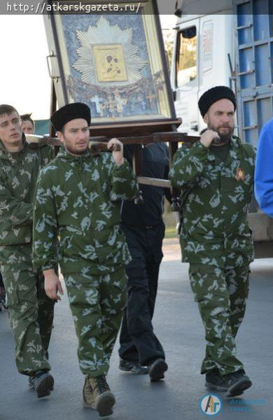 В Аткарске пребывает Ташлинская икона Божьей Матери «Избавительница от бед» (ФОТО)