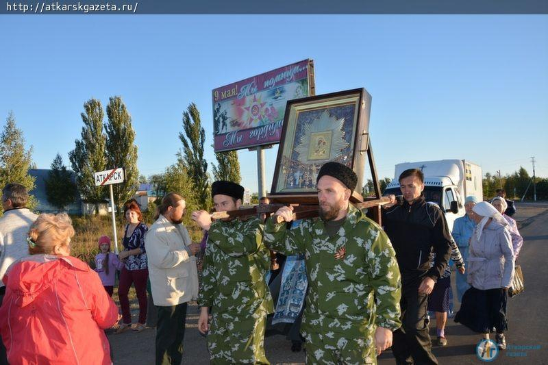 В Аткарске пребывает Ташлинская икона Божьей Матери «Избавительница от бед» (ФОТО)