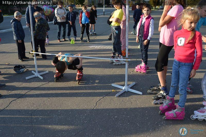 В Аткарске прошел второй этап соревнований по роллер спорту (ФОТО)