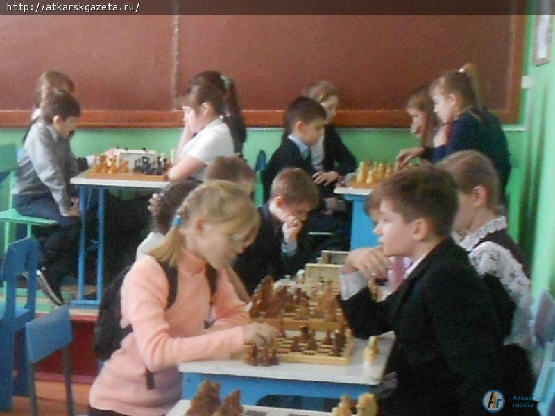 В Аткарске прошли соревнования по шахматам «Белая ладья» (ФОТО)