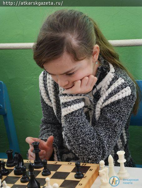 В Аткарске стартовал традиционный шахматный турнир "Белая ладья" (ФОТОРЕПОРТАЖ)