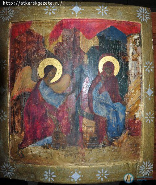 В аткарский храм Архангела Михаила передали редкую древнюю икону (ФОТО)