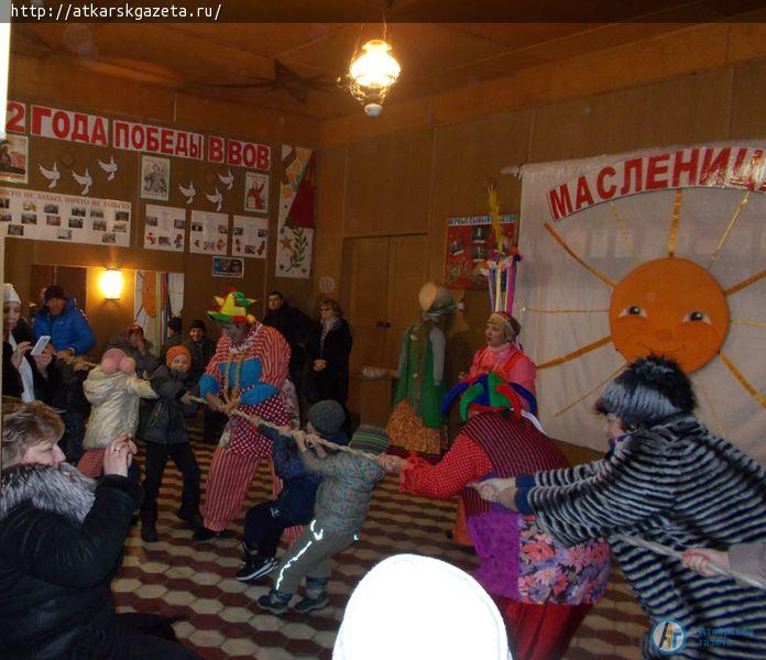 В Белгазе Масленицу проводили румяными пирогами, горячими блинами (ФОТО)
