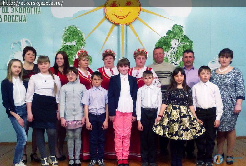 В Большой Екатериновке рассмотрели, как прекрасен этот мир (ФОТО)