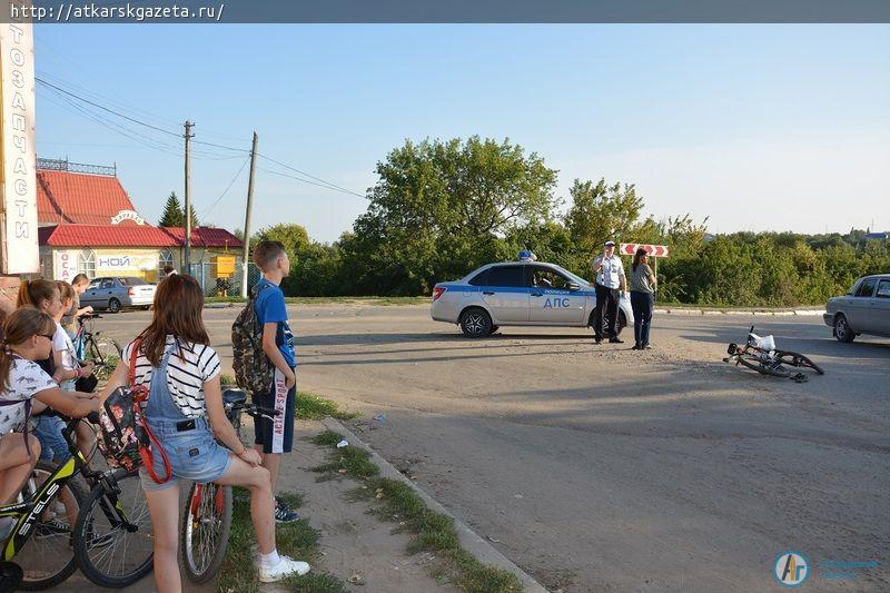 В центре города "Волга" сбила восьмилетнего велосипедиста