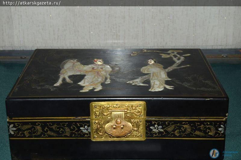 В день Фестиваля роз аткарчанам покажут китайские лаковые шкатулки и шелковые веера