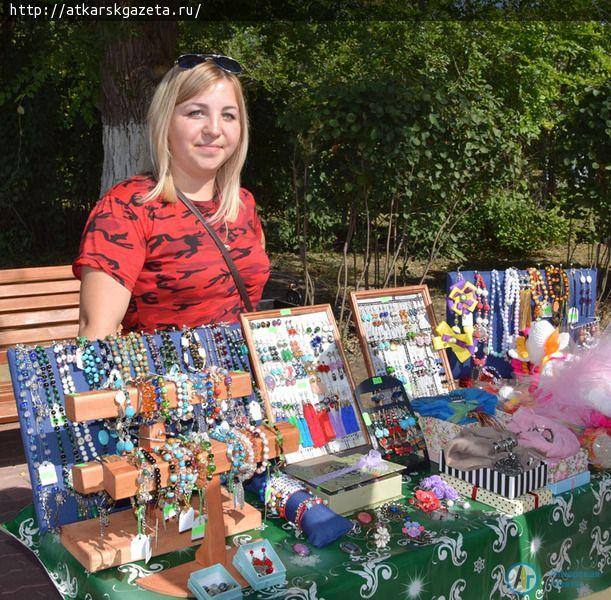 В День города аткарчане познакомились с книжными раритетами (ФОТО)