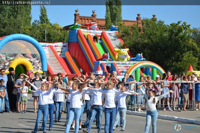 В День города наградили заслуженных аткарчан и вспомнили вехи истории (ФОТОРЕПОРТАЖ)