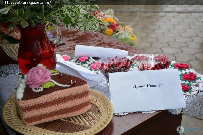 В День города выставку «Аткарские розы» посетило более тысячи аткарчан (ФОТО)