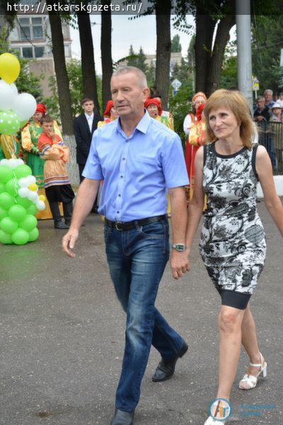 В День семьи, любви и верности чествовали лучшие семьи района (ФОТО)