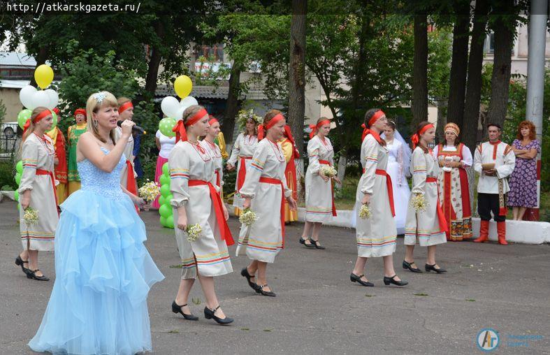 В День семьи, любви и верности чествовали лучшие семьи района (ФОТО)