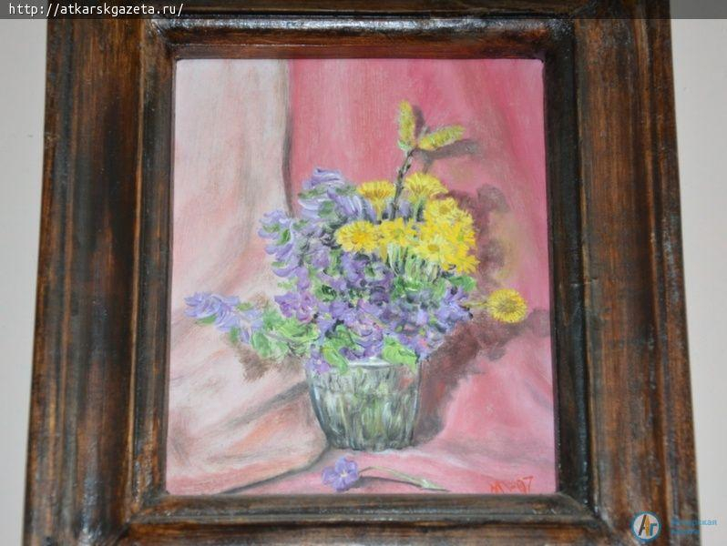 В детской библиотеке открыта выставка миниатюрной живописи художника Марата Патваканяна