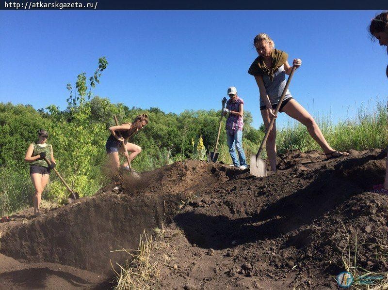 В Нижней Красавке археологи нашли уникальное долото каменного века (ФОТО)