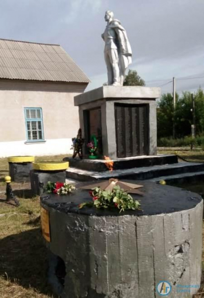 22 июня в 4 часа утра в Озерном зажгли Вечный огонь