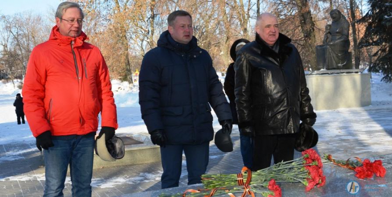 23 февраля Аткарск присоединился к акции "Защитим память героев"