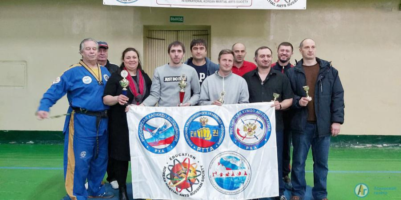 8 школьников из Аткарска стали чемпионами Первенства России