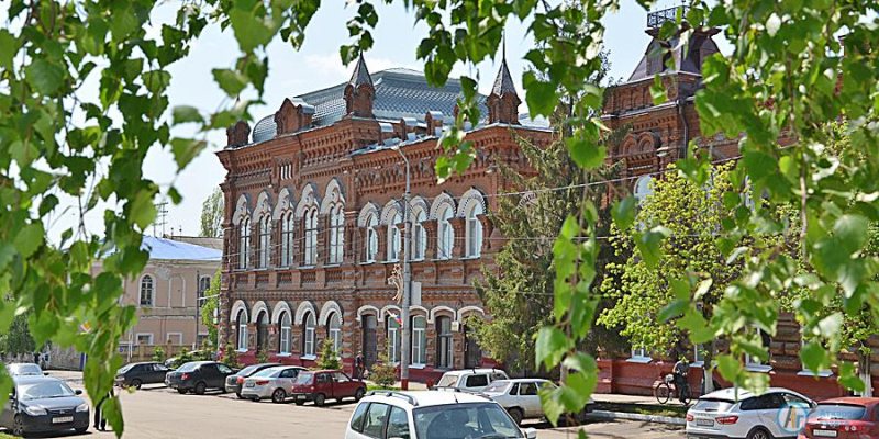 «АГ» делится с аткарчанами весенним настроением 