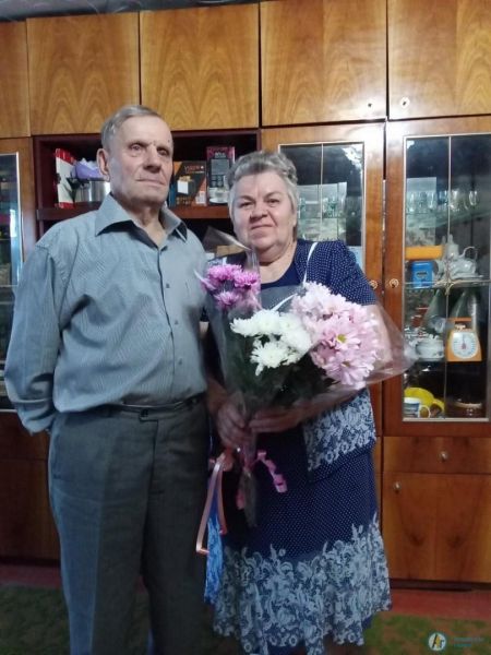 Алексей и Галина Леваньковы празднуют изумрудную свадьбу