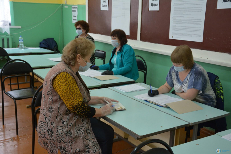 Аткарчане голосуют за присвоение Саратову звания "Город трудовой доблести"