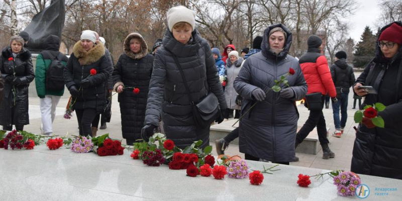 Аткарчане почтили память Героев Отечества