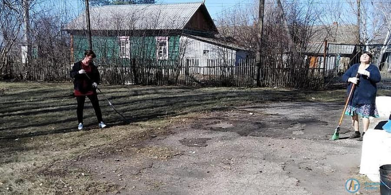Аткарчане участвуют в челлендже «выходи на субботник Аткарск»