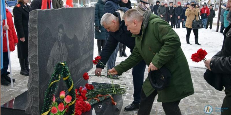 Аткарск отметил годовщину вывода советских войск из Афганистана