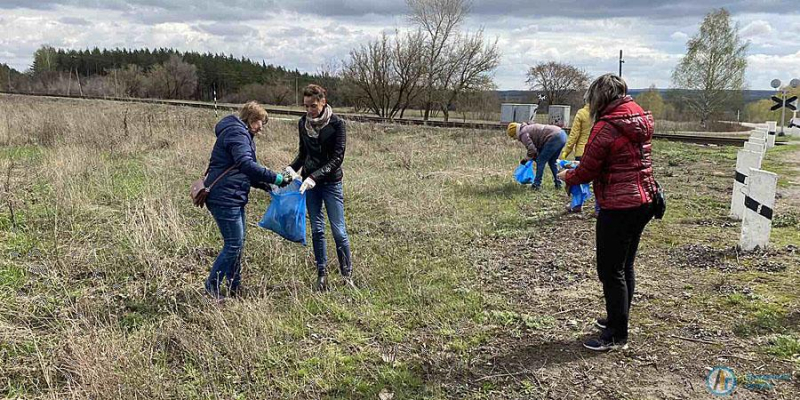 Аткарск присоединился к общероссийскому субботнику