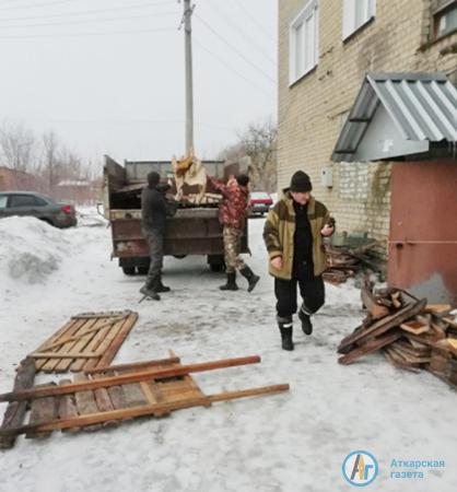 «Аткарская управляющая компания» выполнила 2000 заявок от жильцов