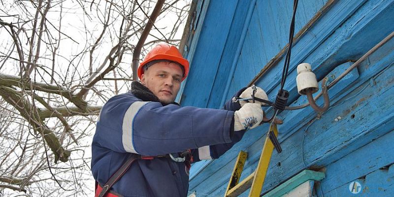 Аткарские энергетики отмечают профессиональный праздник