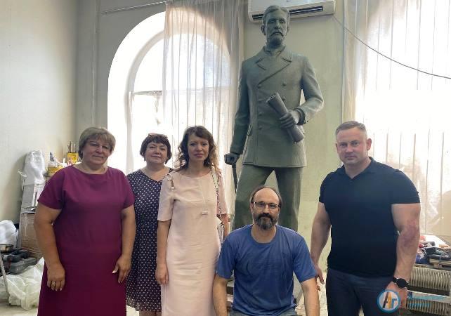 Аткарские общественники оценили новый памятник Павлюкову