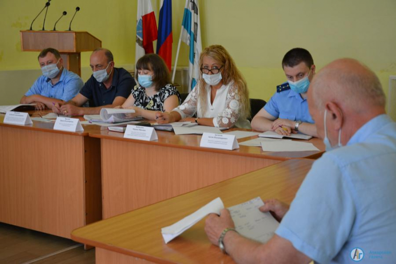 Аткарские предприниматели обязались погасить долги перед бюджетом