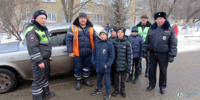 Аткарские школьники вновь присоединились к акции дорожной полиции