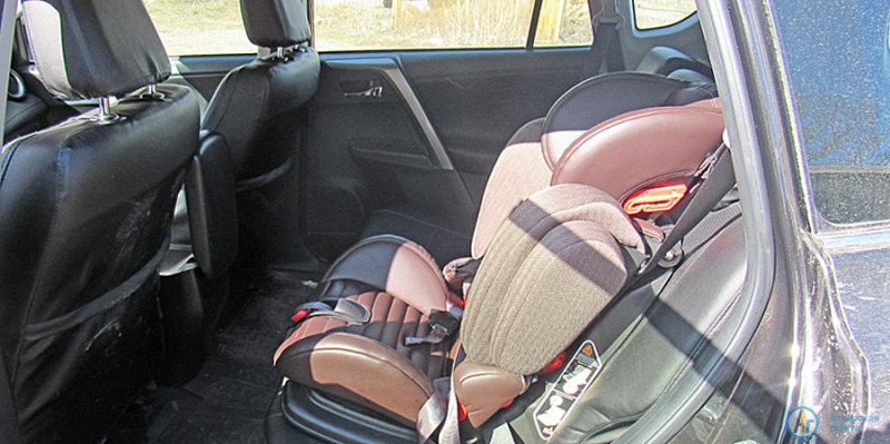 Аткарские водители перевозят детей в автокреслах