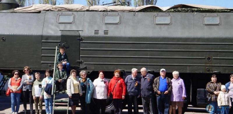 Аткарских школьников приняли в ряды «Юнармии» на военном празднике