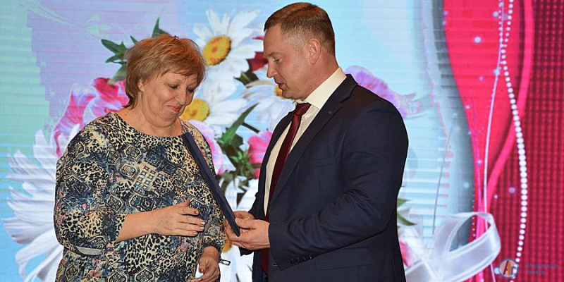 Аткарскую больницу отметили Почетной грамотой облдумы