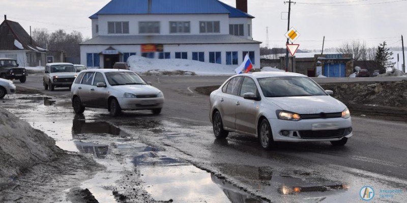 Автопробег «Zа вас, братья»  прошел по улицам Аткарска