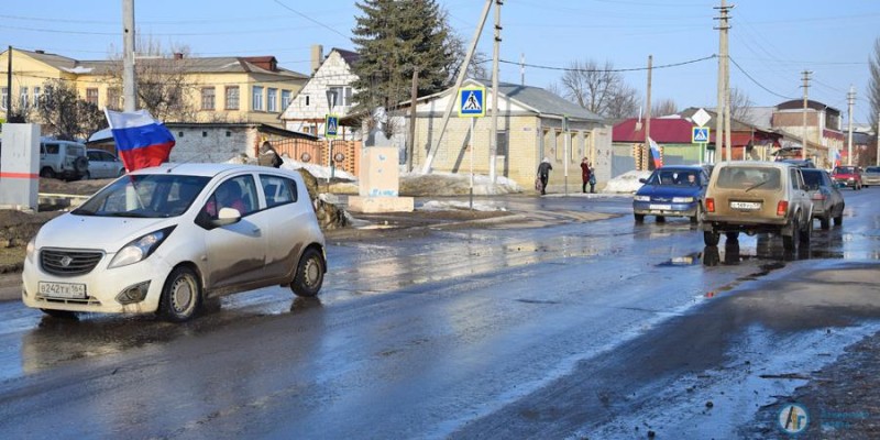 Автопробег «Zа вас, братья»  прошел по улицам Аткарска