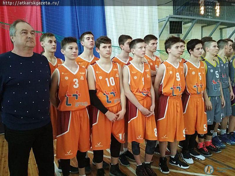 Баскетболисты школы №9 стали «серебряными» призерами школьной баскетбольной лиги