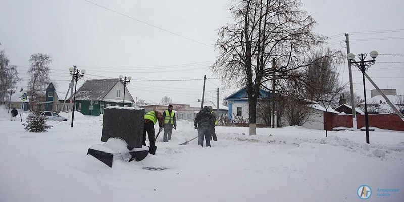 «Благоустройство» бросило на расчистку Аткарска все силы 