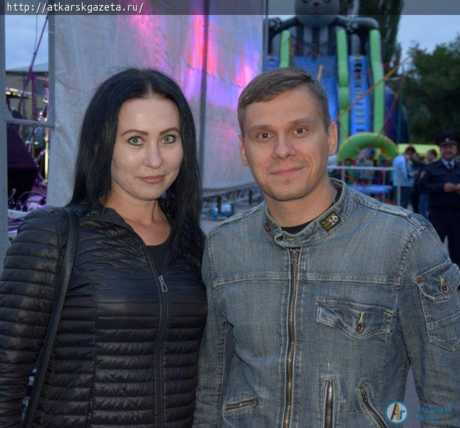 «Большие города» согрели души аткарчан песнями русского рока (ФОТО)