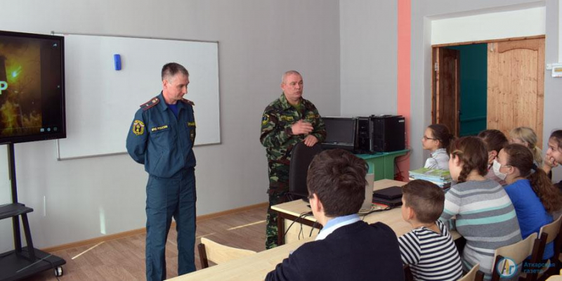 Что самое опасное на пожаре узнали почти 1000 школьников