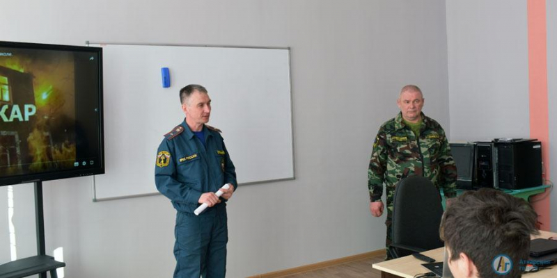 Что самое опасное на пожаре узнали почти 1000 школьников