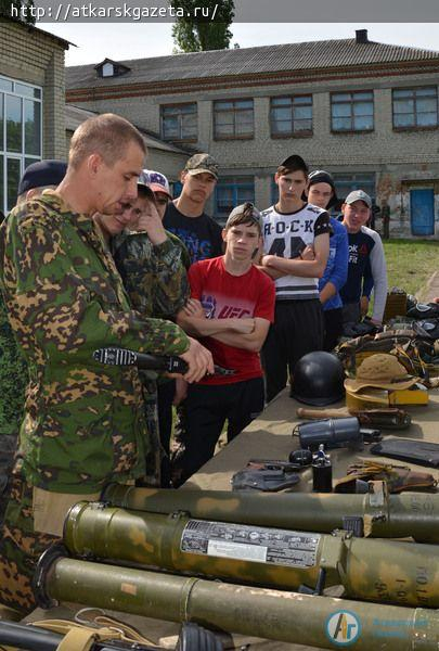 Данила ОСИПОВ побил рекорд в упражнении "подъем-переворот"