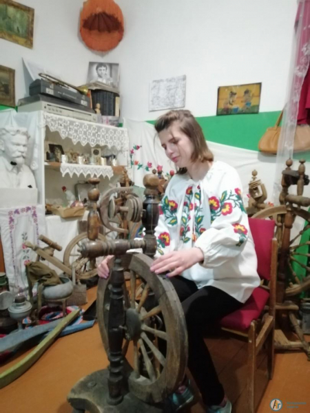 Даниловские школьники провели урок краеведения в сельском музее