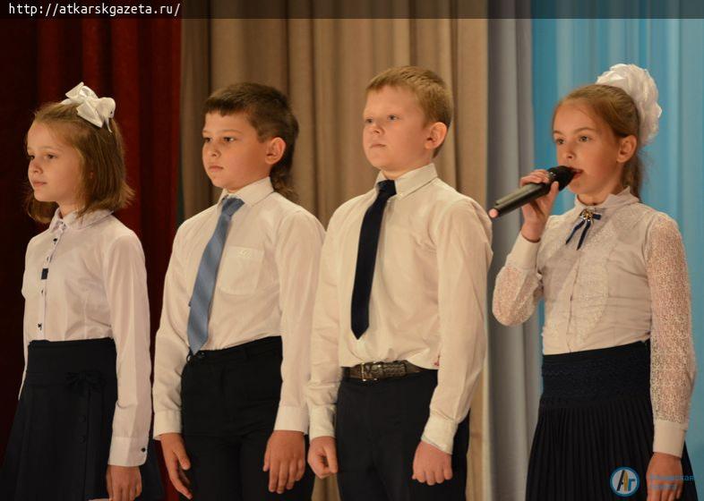 Депутат областной Думы подарил Совету ветеранов компьютер (ФОТО)