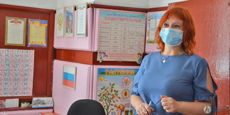 Депутат Петров оценил готовность аткарских школ к учебному году