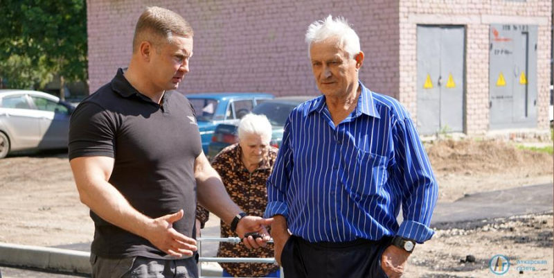 Двор школы №10 готовят к укладке плитки