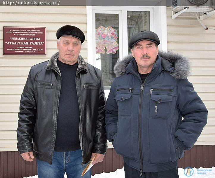 Экипажам атомных подлодок после похода преподносят жареных поросят